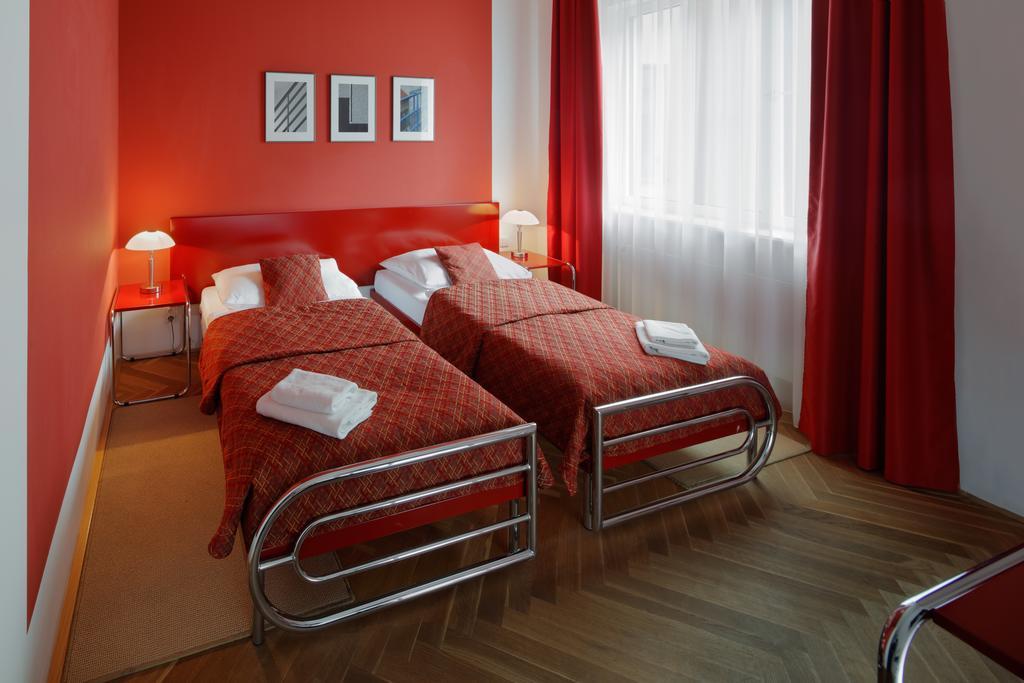 Axa 3* Prag